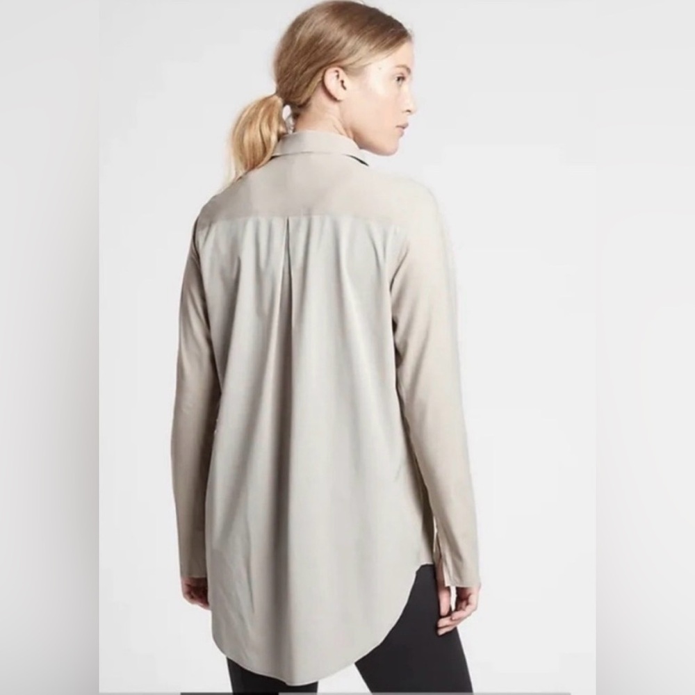 Athleta Urbanite Women's Beige Button Down Shirt - Picture 2 of 6
